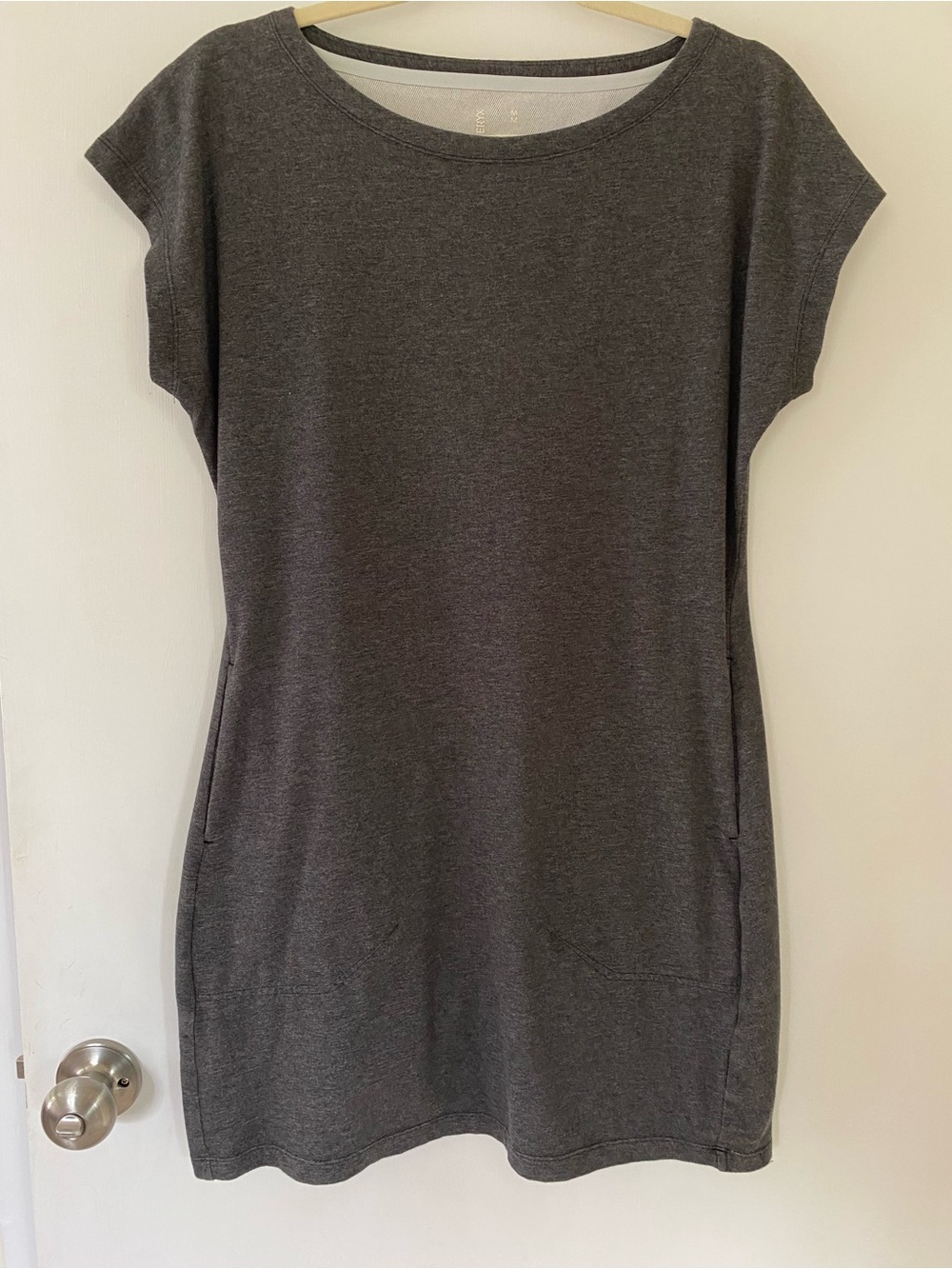 Arc'teryx Sweatshirt T-shirt Dress Short Sleeve Dark Gray Size Medium